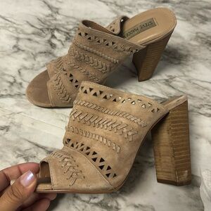 Tan Steve Madden heels